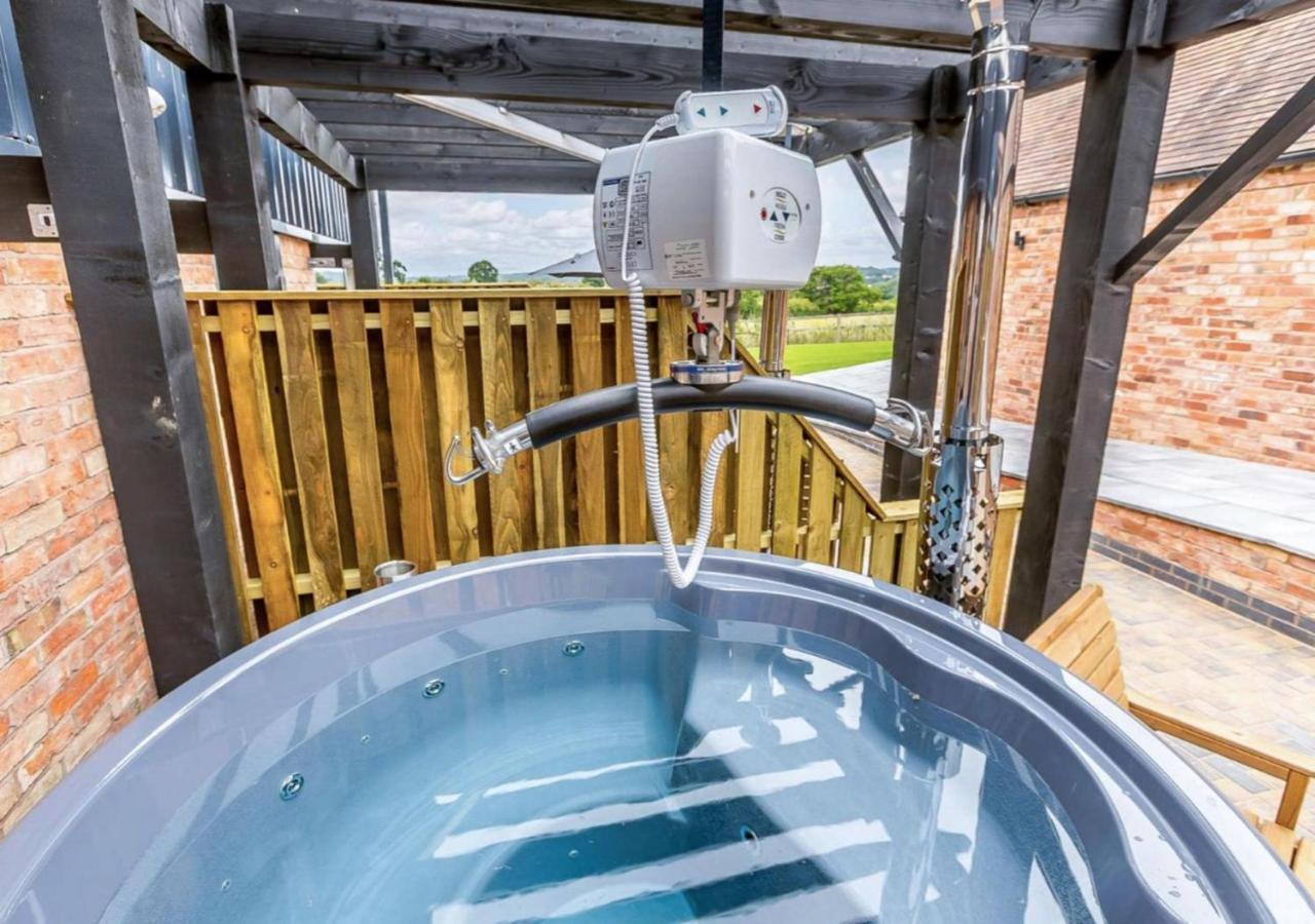 Fawn Cottage Disabled Adapted 3 Bedroom Hot Tub Coughton Εξωτερικό φωτογραφία